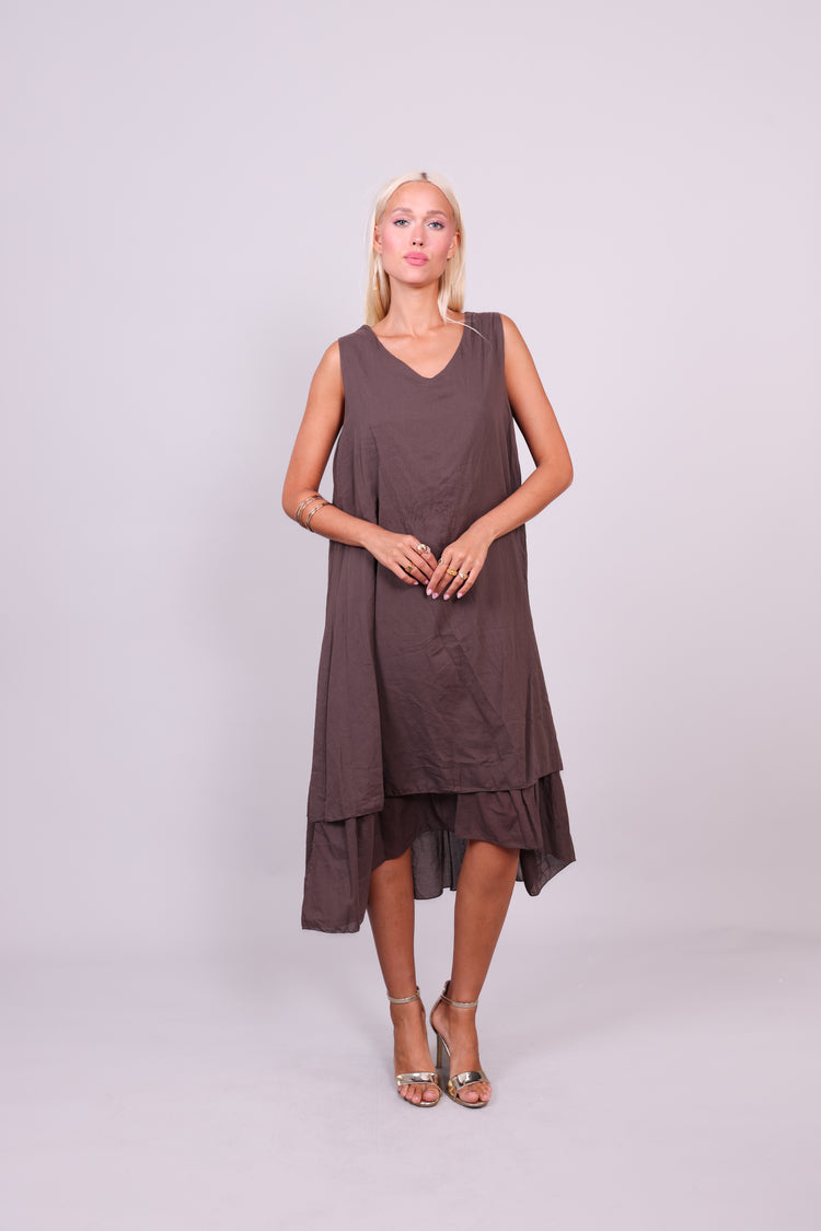 SLEEVELESS LAYERED HEM MIDI DRESS