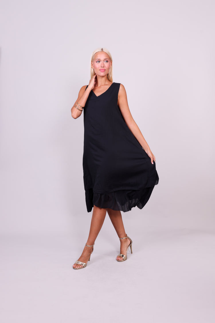SLEEVELESS LAYERED HEM MIDI DRESS