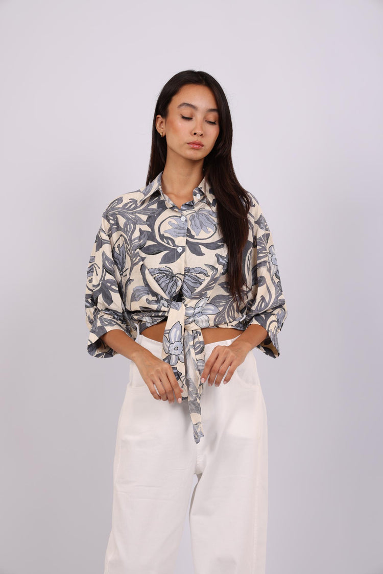 FLORAL PRINT TIE-FRONT SHIRT