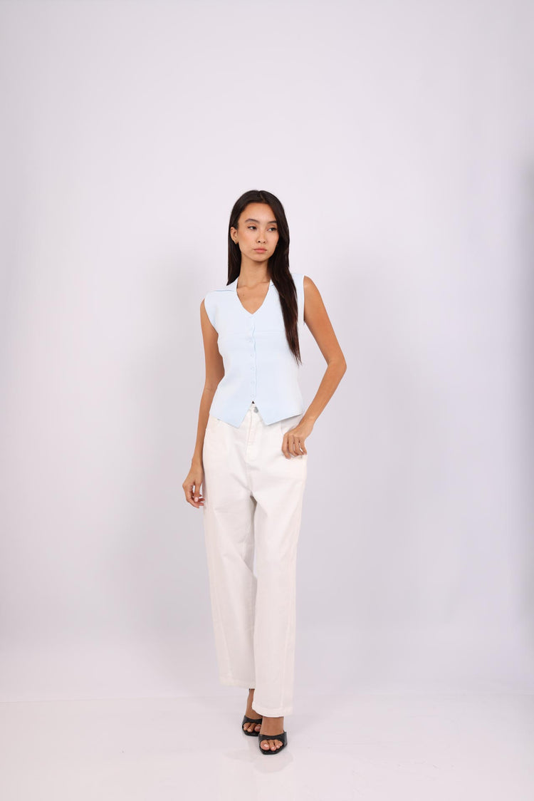 SKYLINE SLEEVELESS KNIT BLOUSE