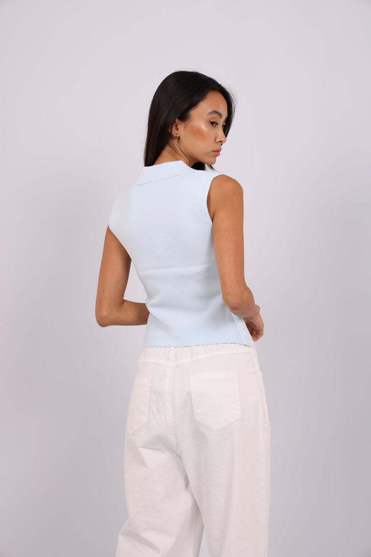 SKYLINE SLEEVELESS KNIT BLOUSE
