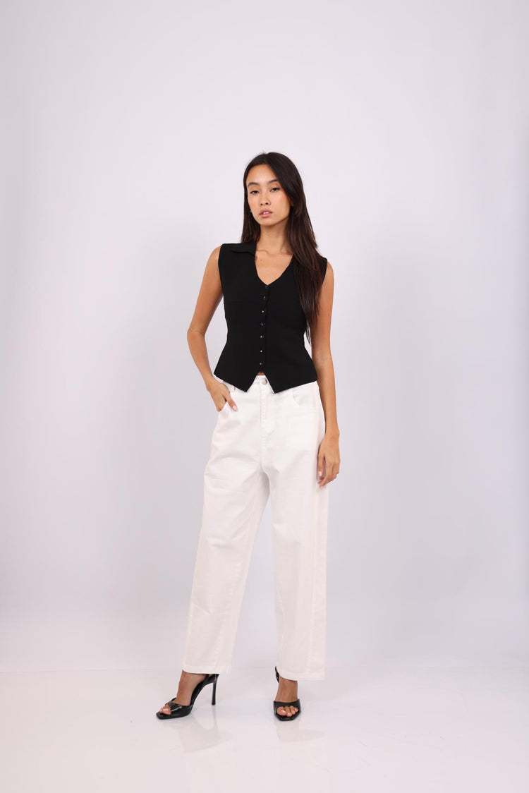 SKYLINE SLEEVELESS KNIT BLOUSE