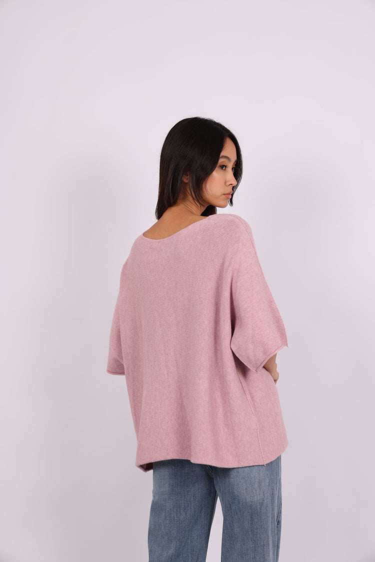 OVERSIZED ROUND-NECK KNIT TOP