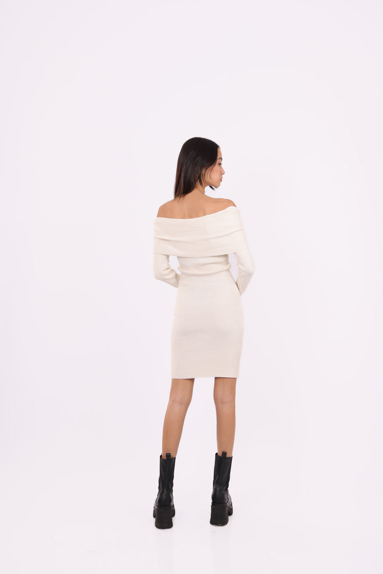 OFF-SHOULDER KNIT MIDI DRESS