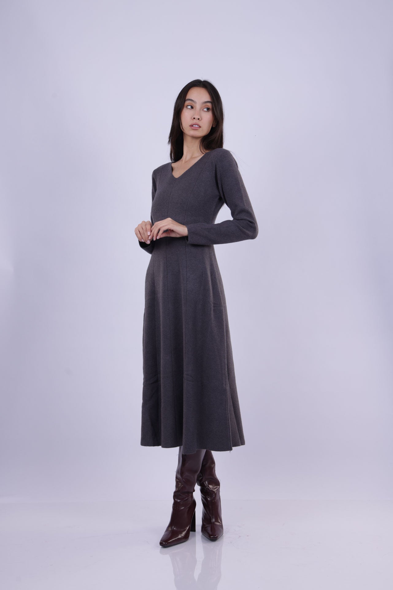 FITTED KNIT MIDI DRESS WITH V-NECK Costello FITTED KNIT MIDI DRESS WITH V-NECK Costello