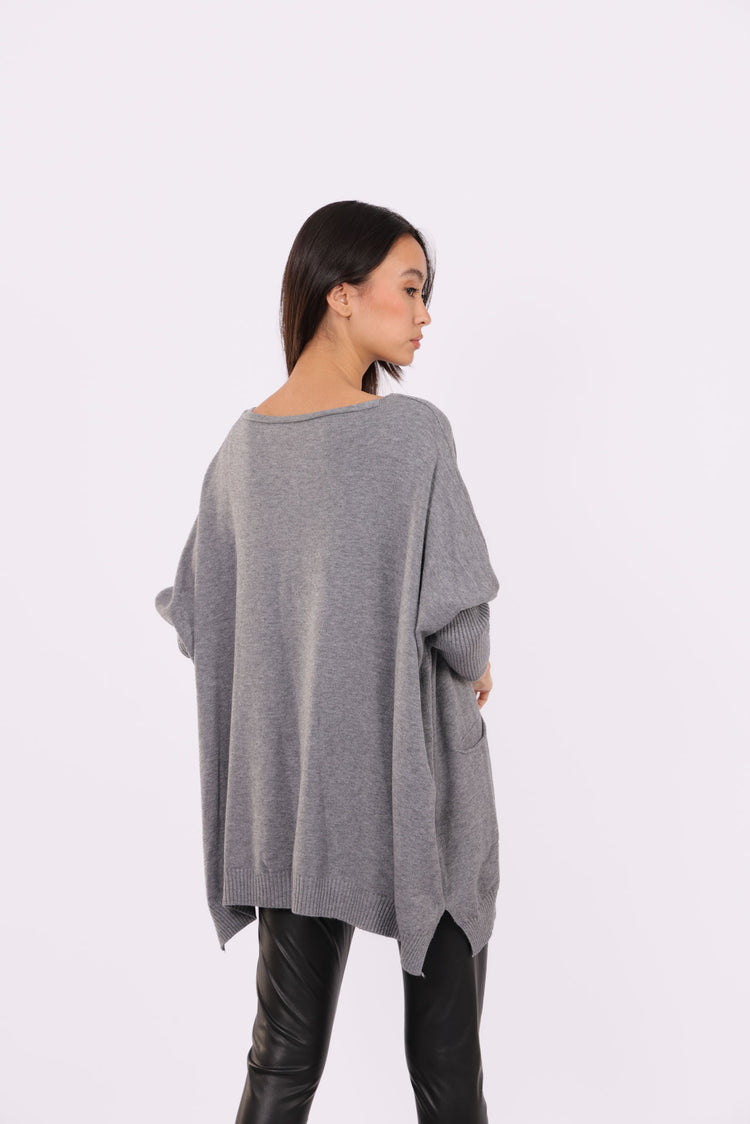 ASYMMETRICAL RELAXED KNIT WITH SIDE POCKET