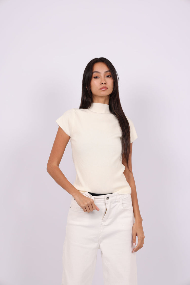 MOCK NECK KNIT TOP
