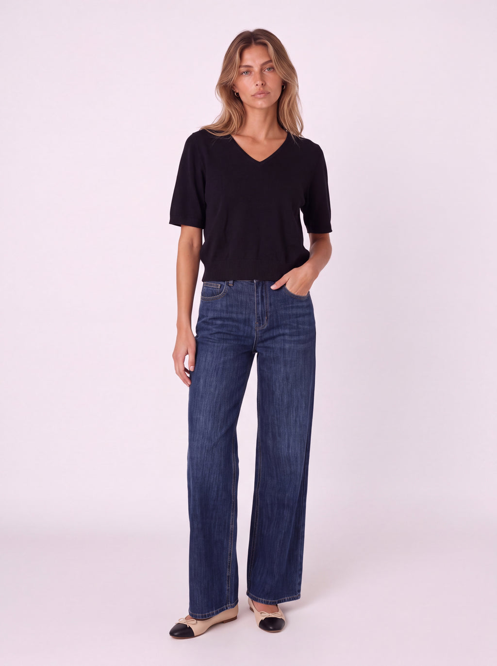 RELAXED-FIT V-NECK SWEATER