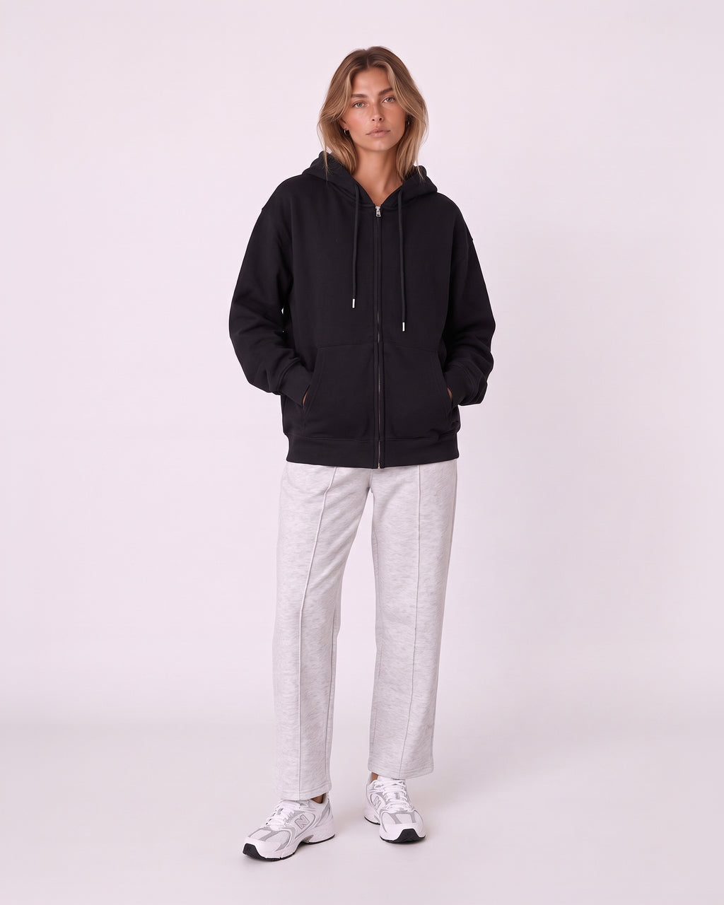 OVERSIZED ZIP-UP HOODIE