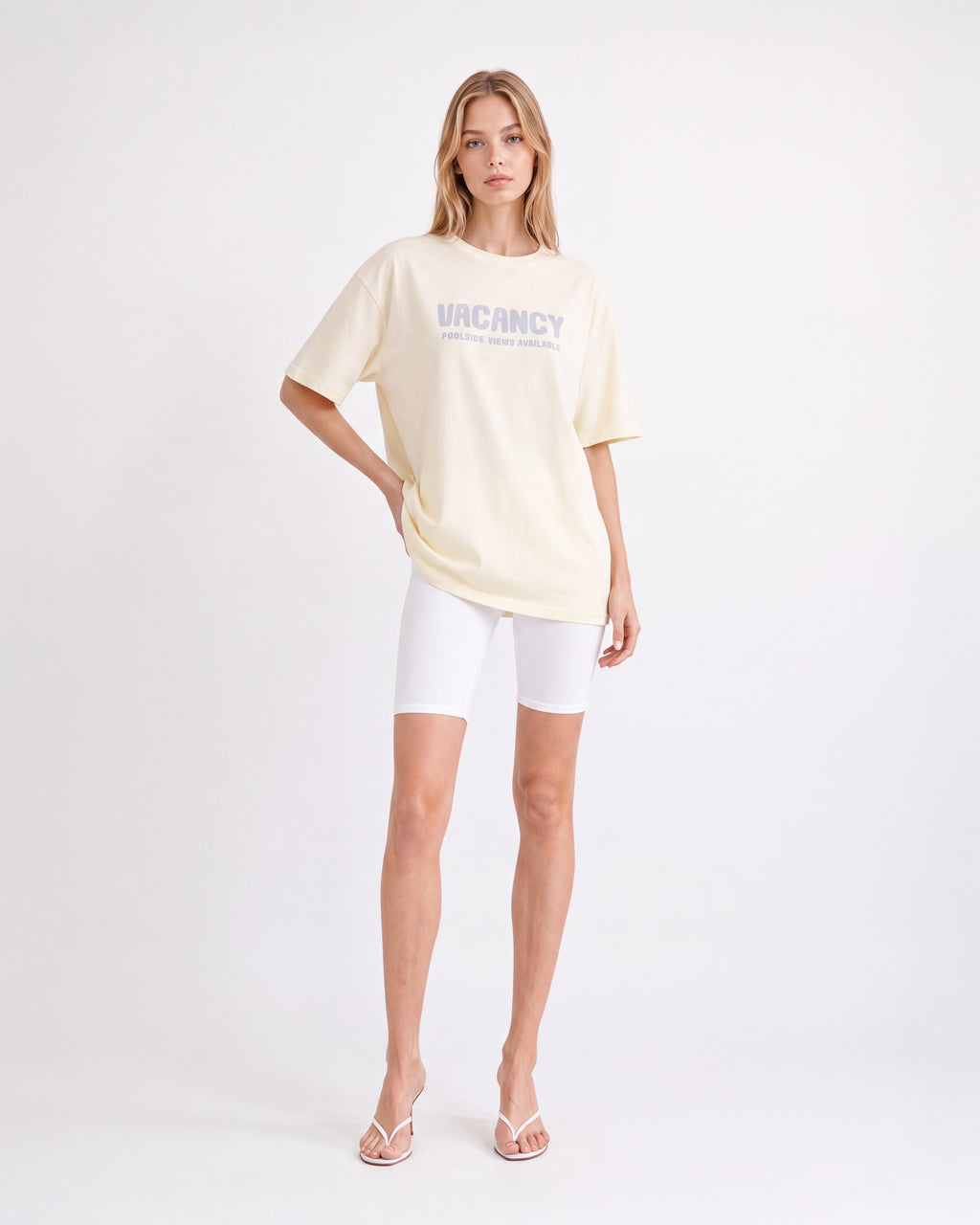 VACANCY OVERSIZED GRAPHIC T-SHIRT