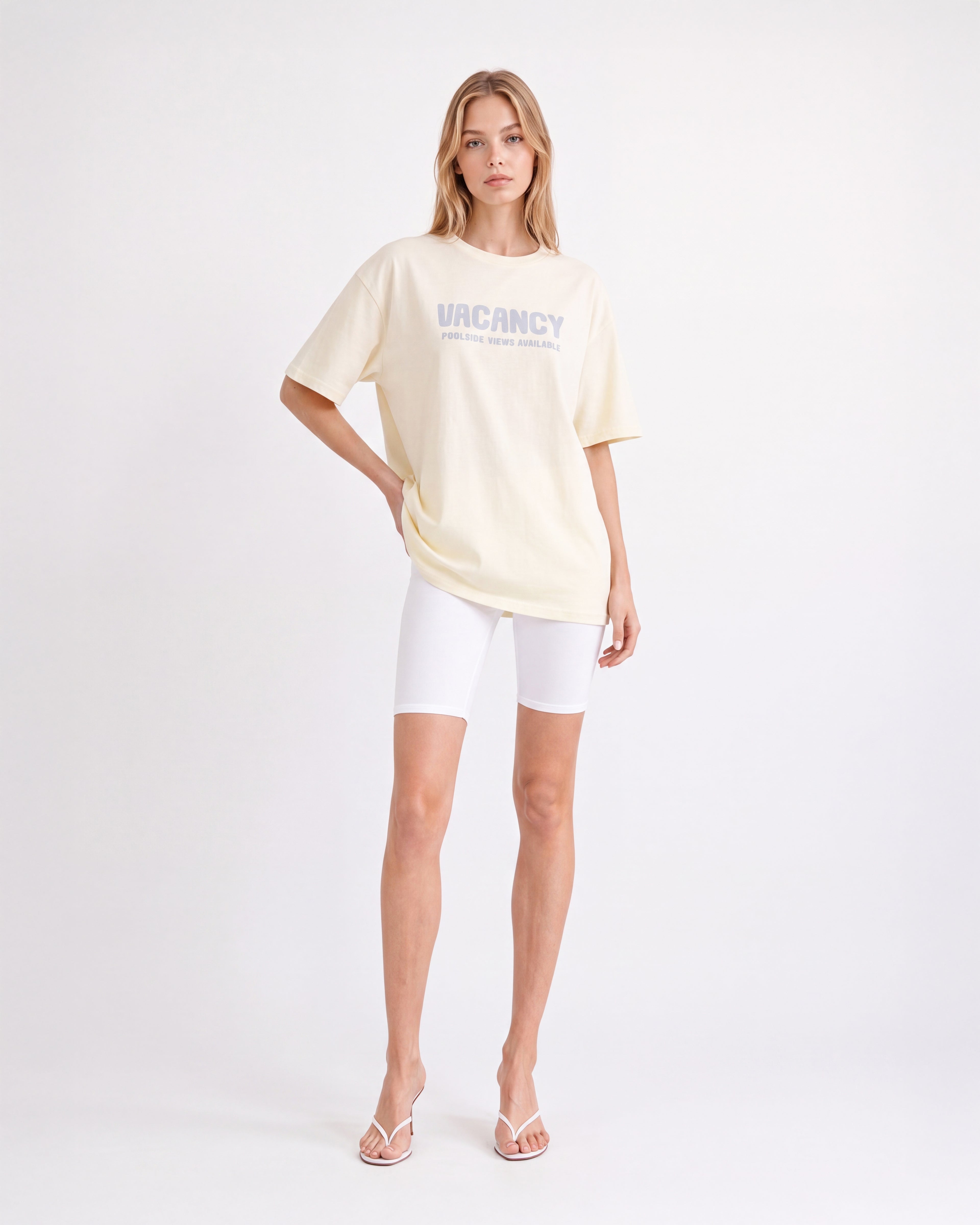 VACANCY OVERSIZED GRAPHIC T-SHIRT