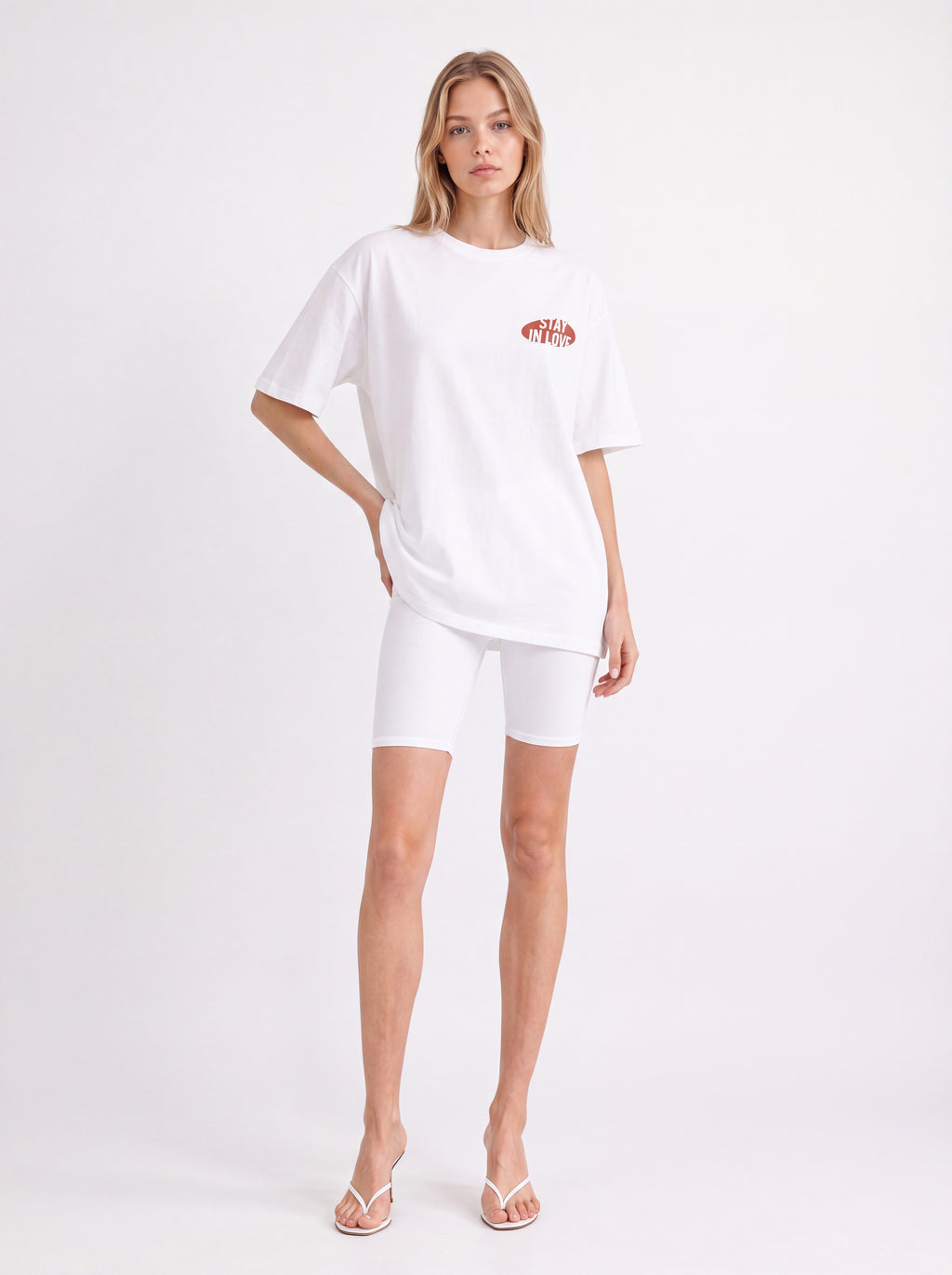 STAY IN LOVE OVERSIZED GRAPHIC T-SHIRT
