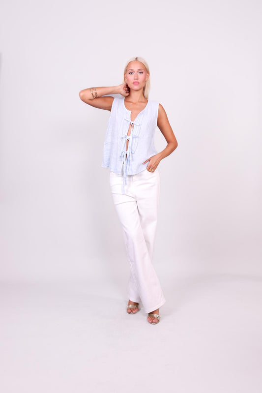 BREEZE KNOT FRONT LINEN BLOUSE