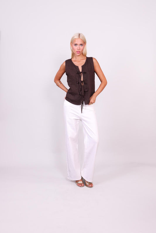 BREEZE KNOT FRONT LINEN BLOUSE