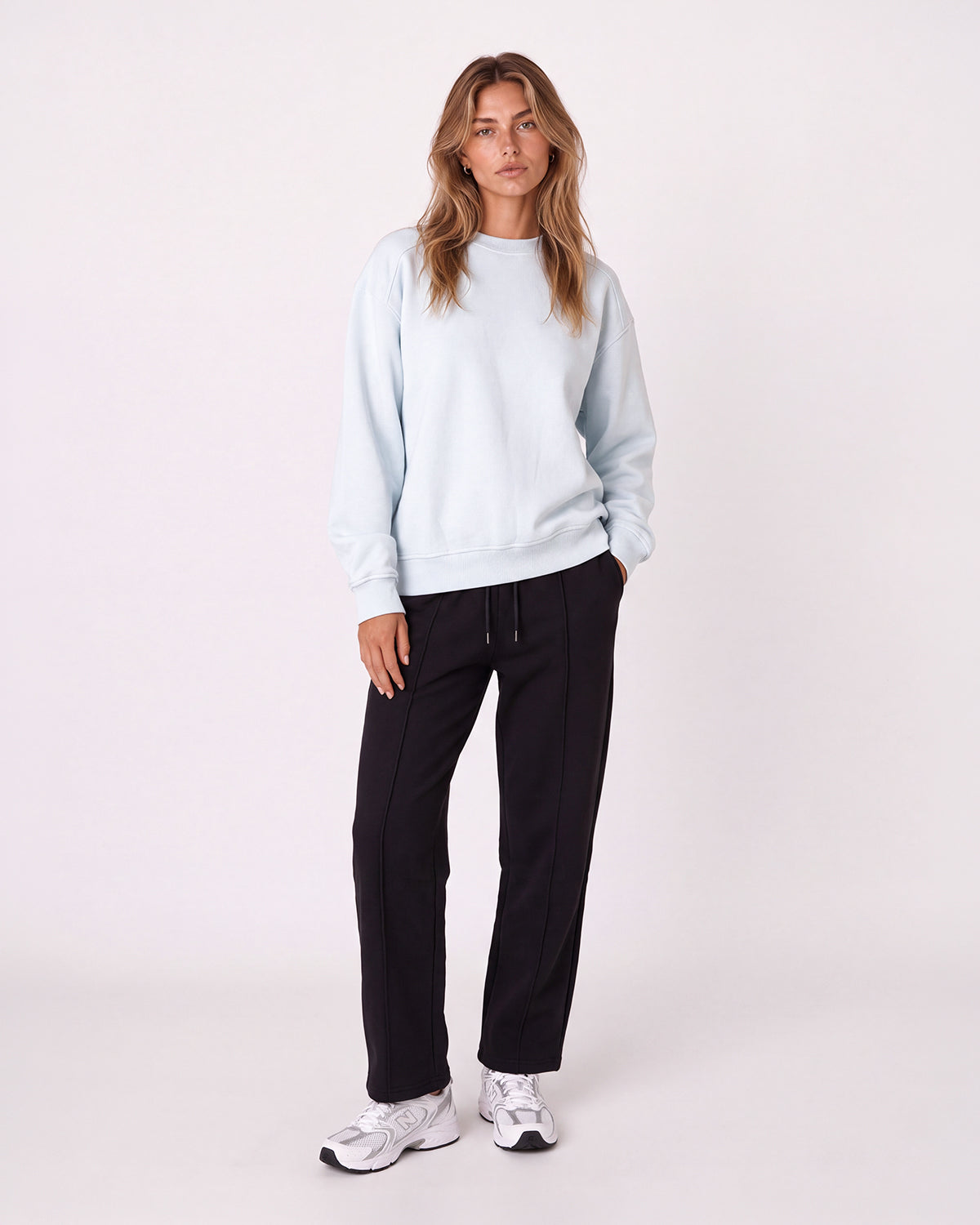 OVERSIZED CREW NECK LONG SLEEVE SWEATSHIRT