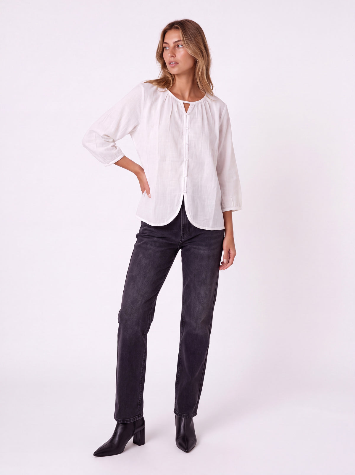 GATHERED NECK BUTTON-FRONT LONG SLEEVE BLOUSE