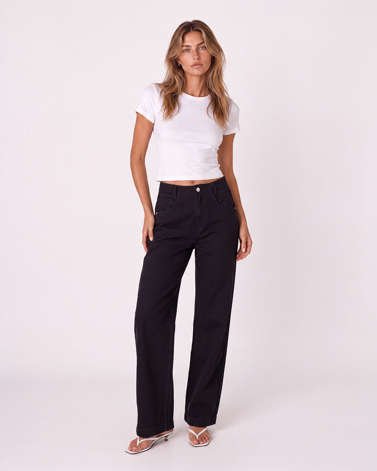 BLACK STRAIGHT-LEG JEANS
