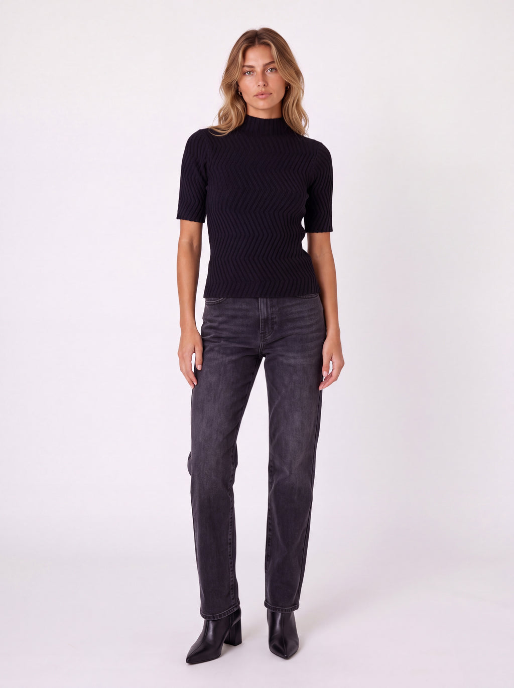 MOCK NECK SHORT SLEEVE TEXTURED RIBBED KNIT TOP