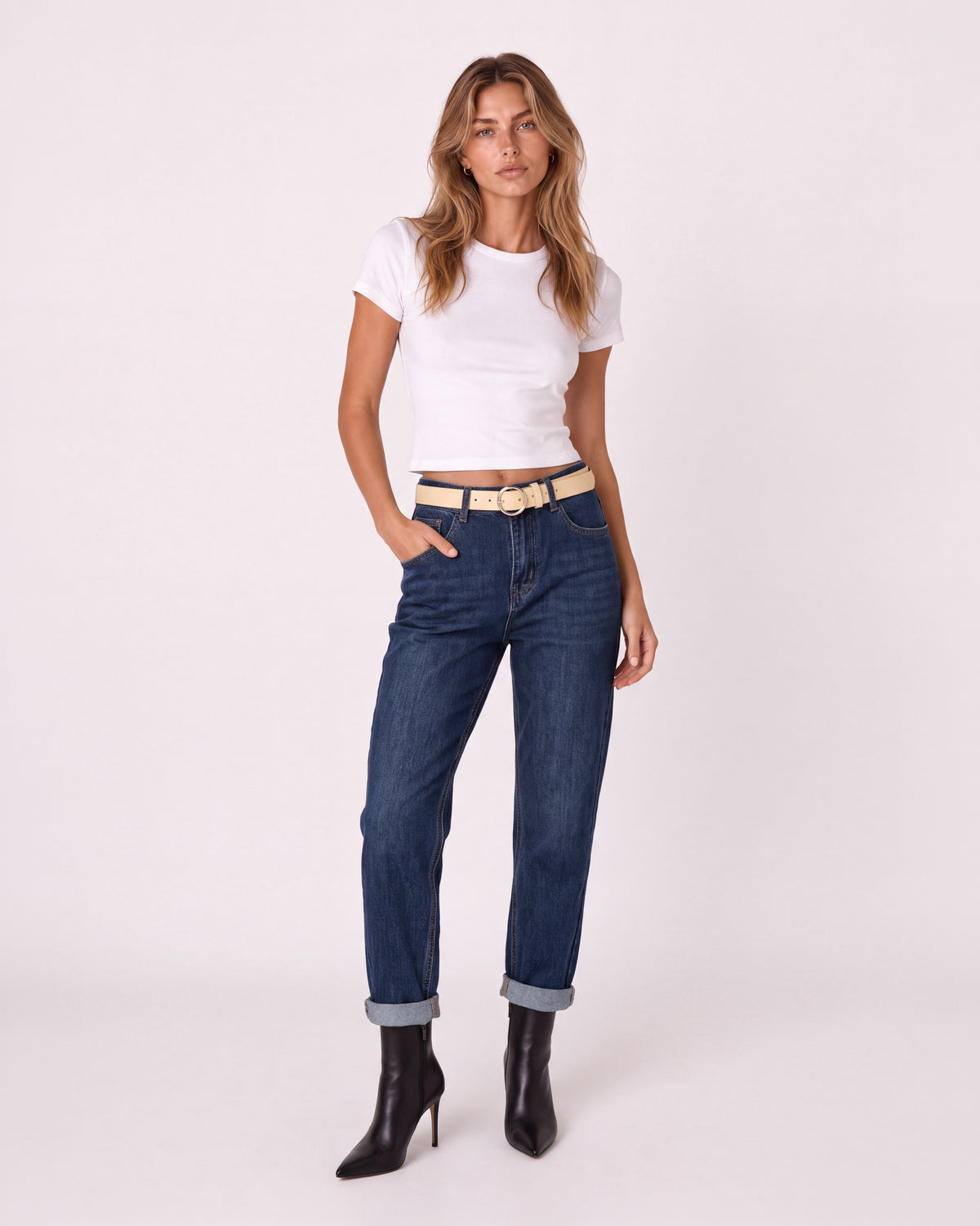 CUFFED MOM JEANS WITH BELT