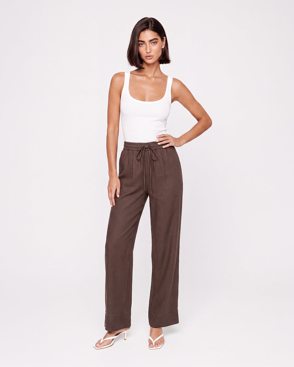 WIDE-LEG DRAWSTRING PANTS