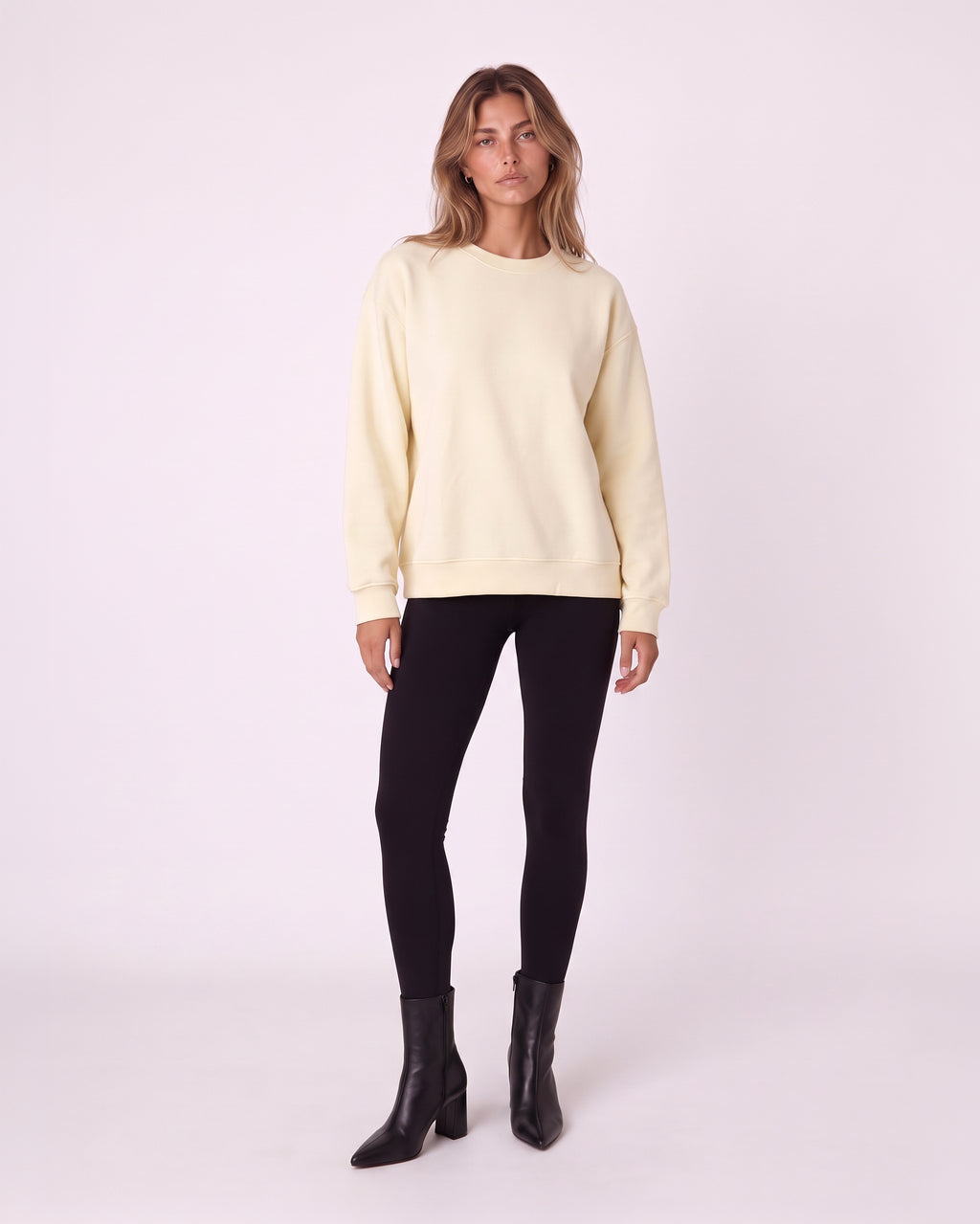 RELAXED FIT CREWNECK SWEATSHIRT