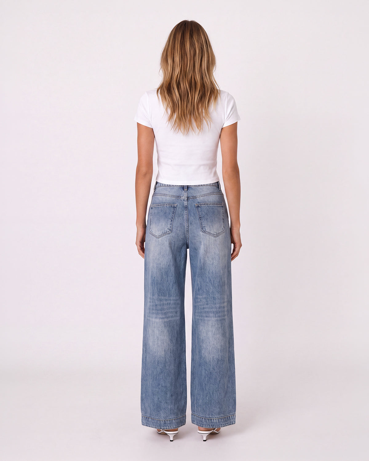 LIGHT BLUE WASHED WIDE-LEG JEANS