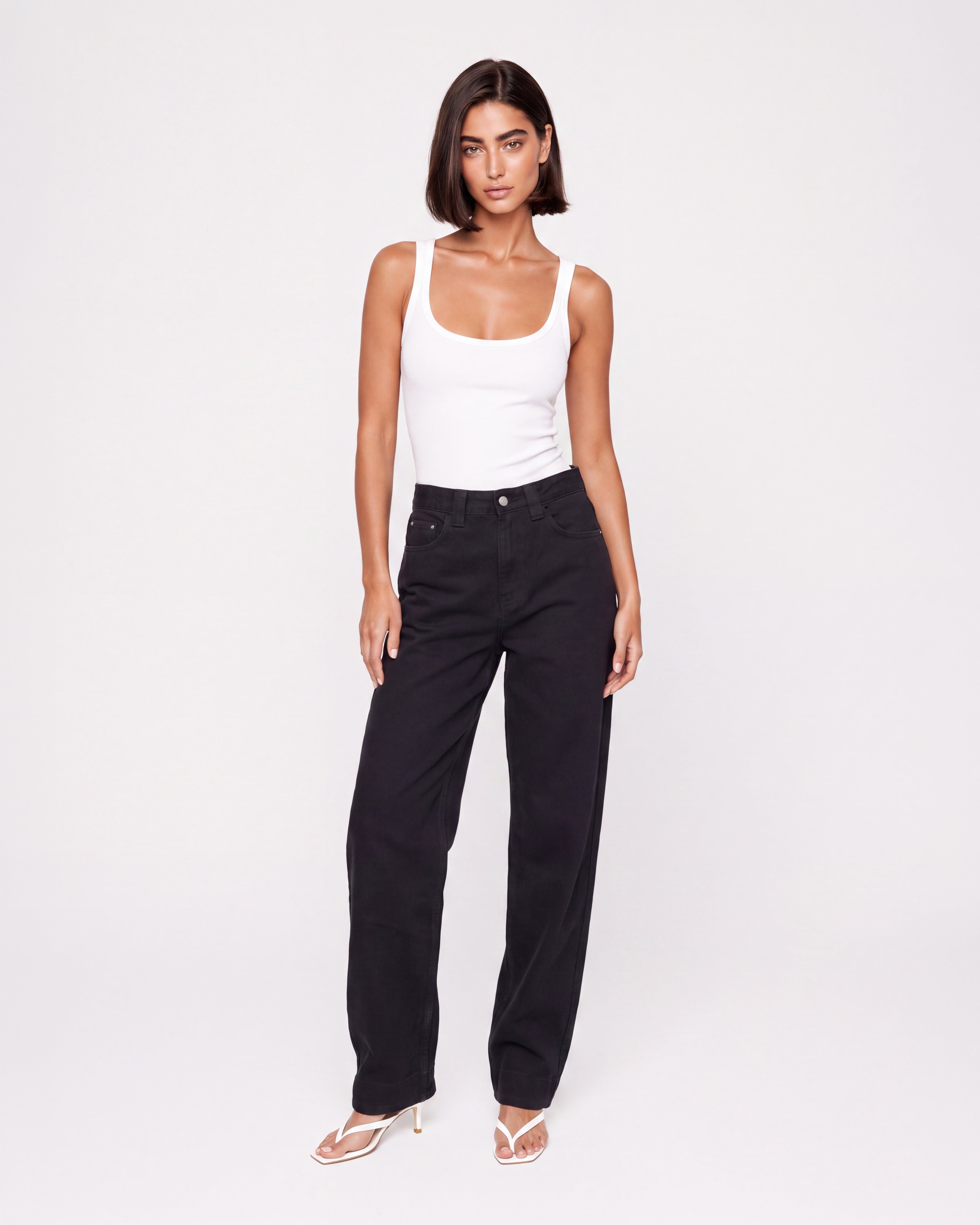 BLACK BARREL LEG JEANS