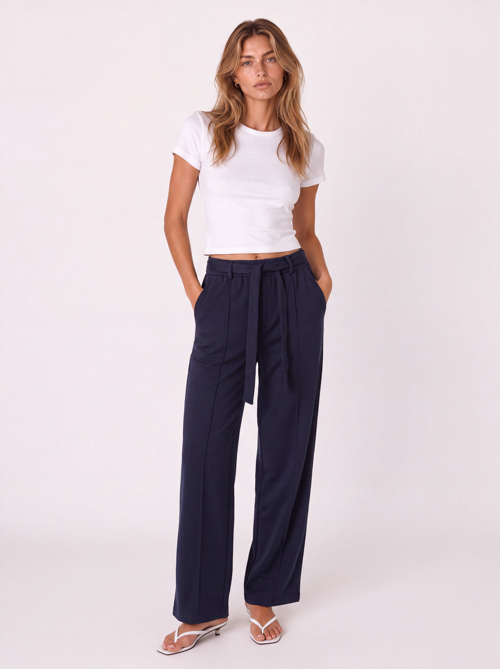 WIDE-LEG SWEATPANTS WITH TIE BELT