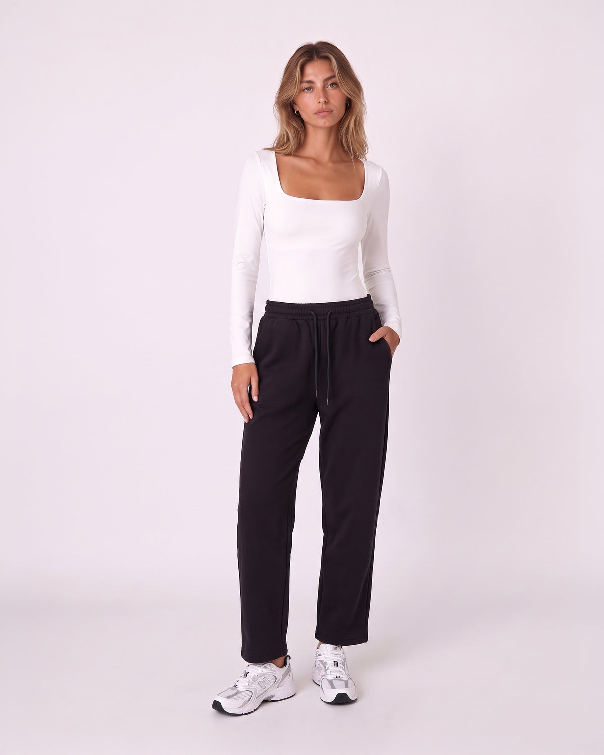 FITTED SQUARE-NECK BODYSUIT