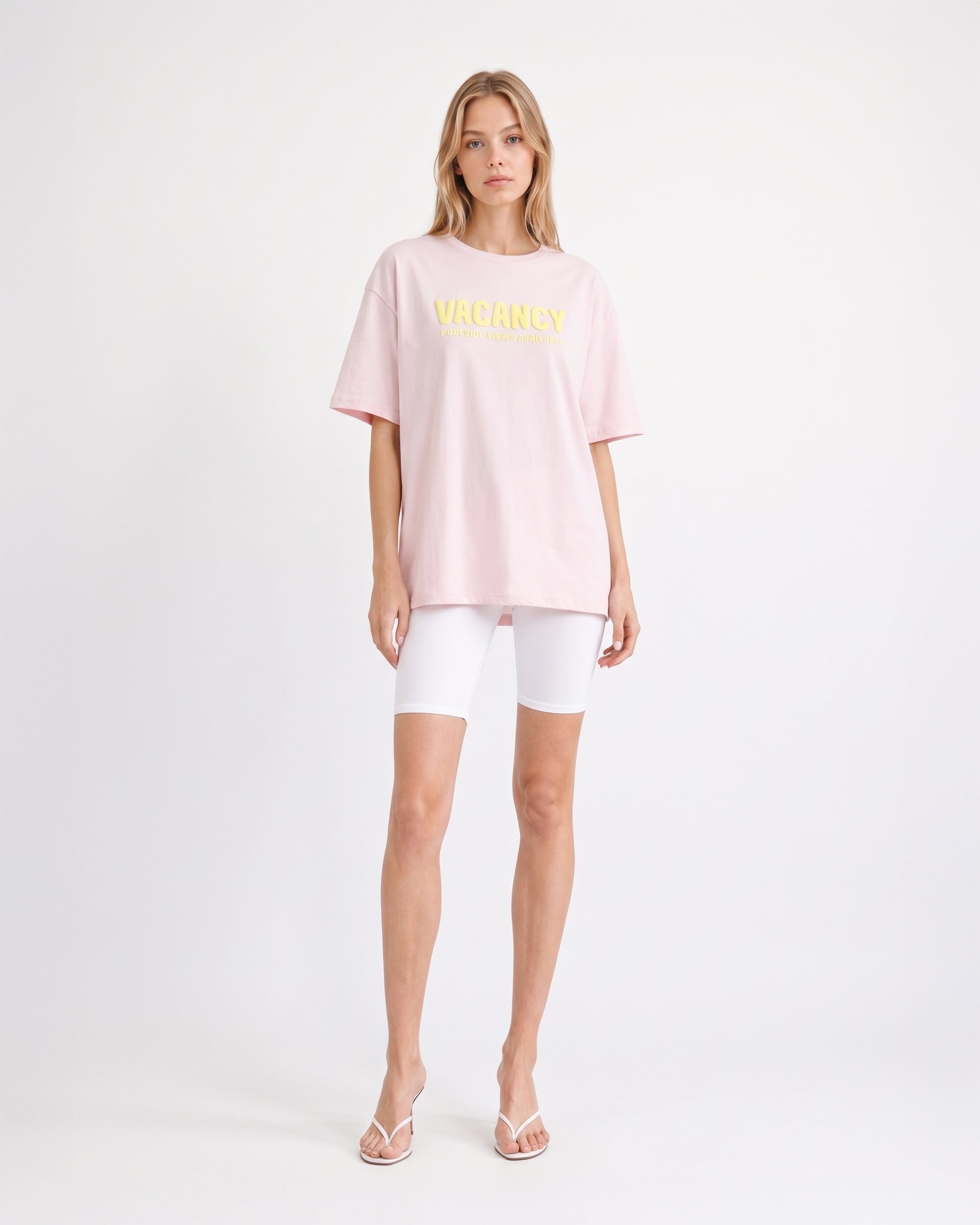 VACANCY OVERSIZED GRAPHIC T-SHIRT