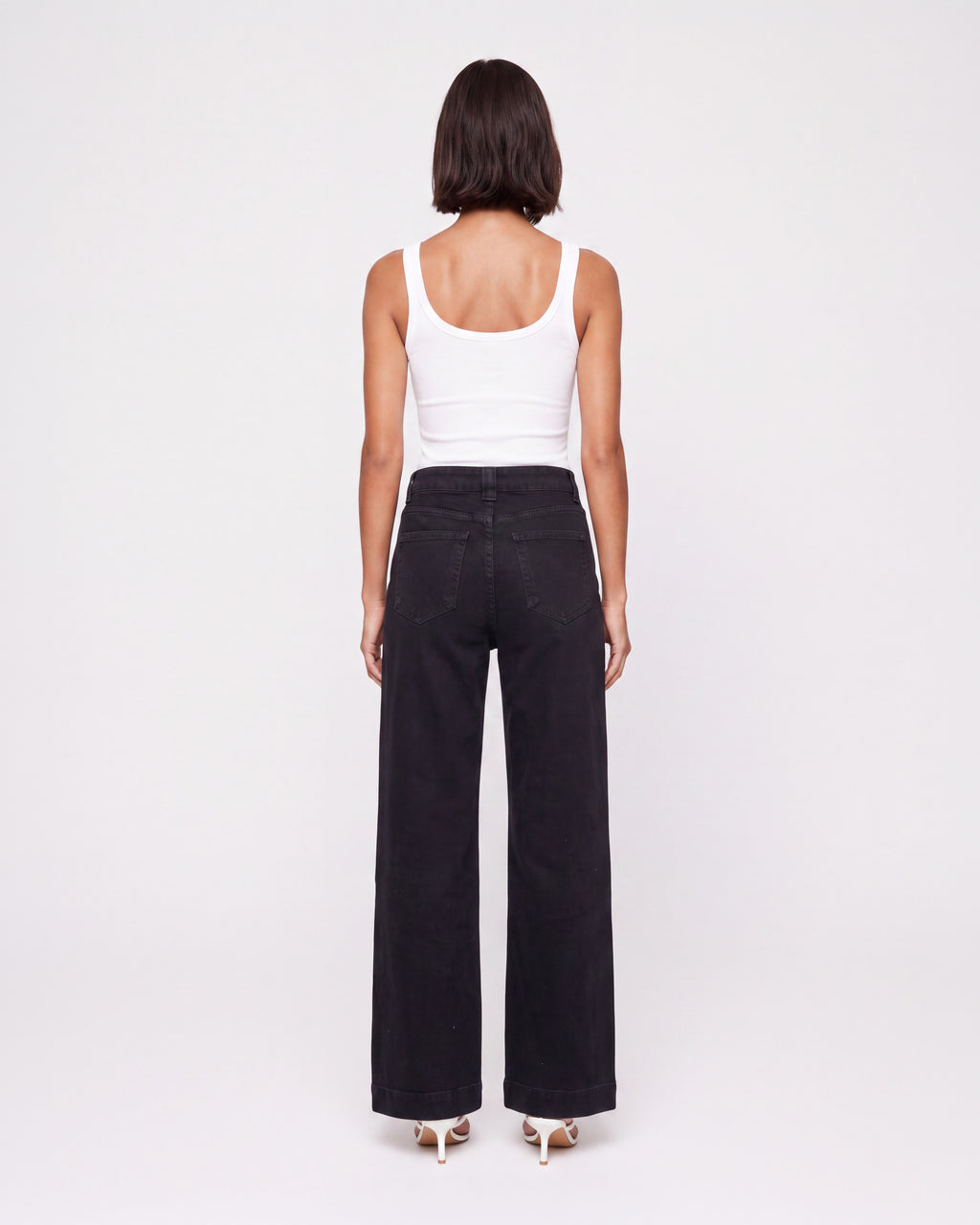 BLACK BARREL LEG JEANS