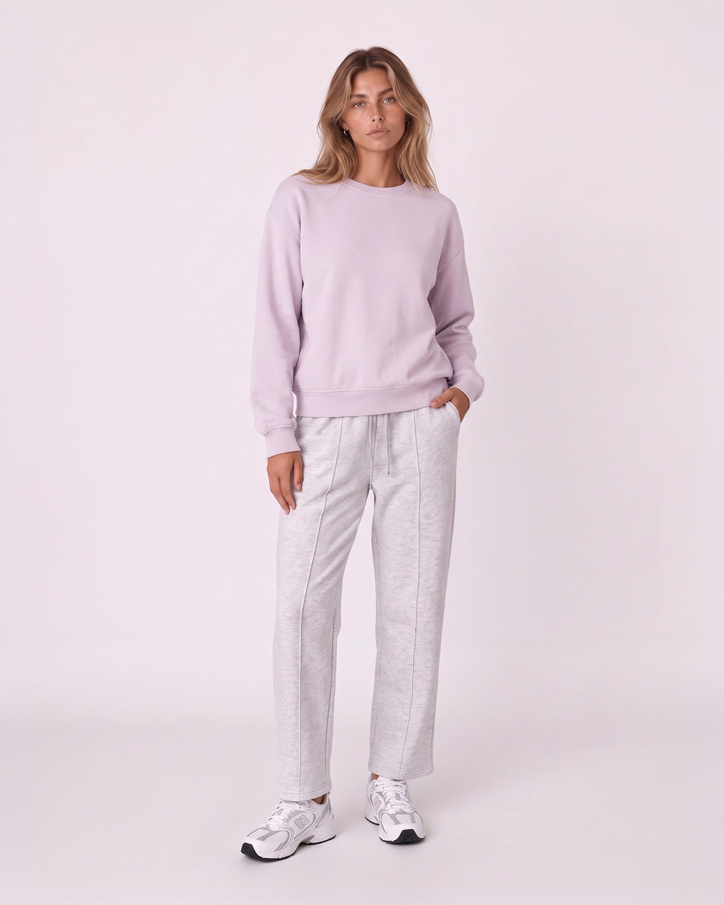 OVERSIZED CREWNECK SWEATSHIRT