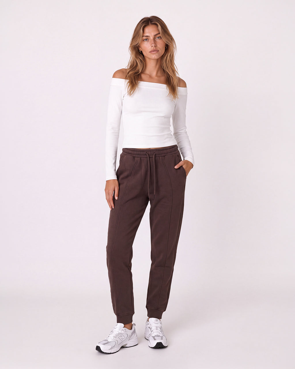 WIDE LEG JOGGER PANTS WITH ELASTIC WAIST AND DRAWSTRING