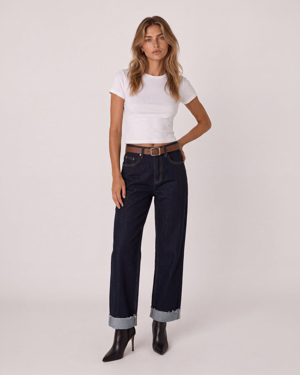 RELAXED-FIT CUFFED DENIM JEANS WITH BELT
