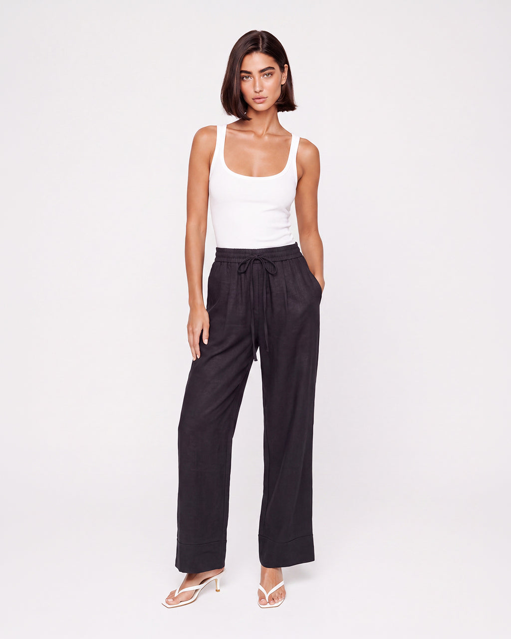 WIDE-LEG DRAWSTRING PANTS