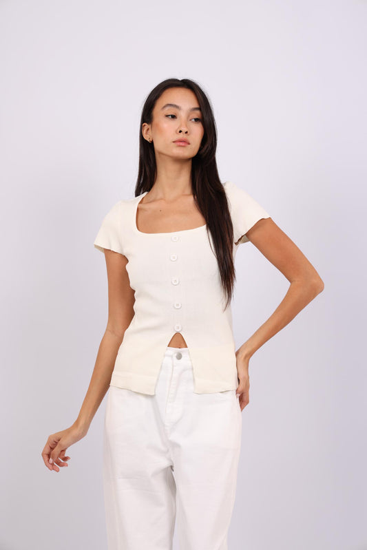 BUTTON-FRONT KNIT TOP