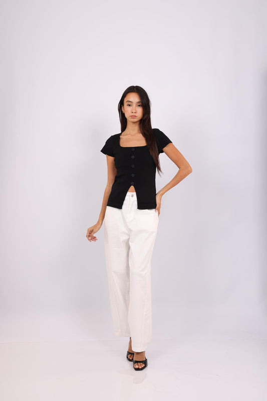 BUTTON-FRONT KNIT TOP