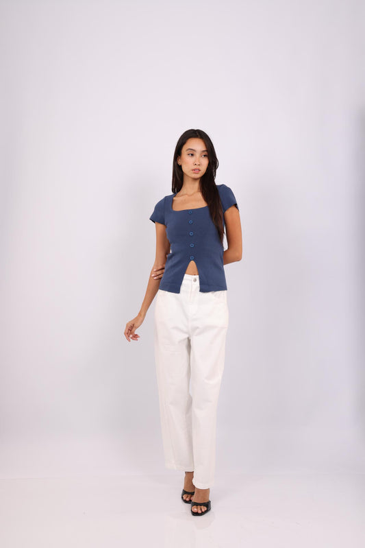 BUTTON-FRONT KNIT TOP