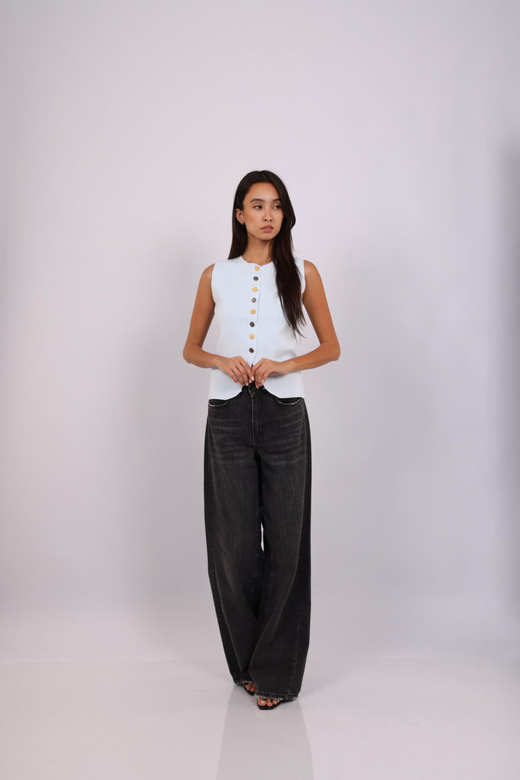 IVORY SLIT VEST
