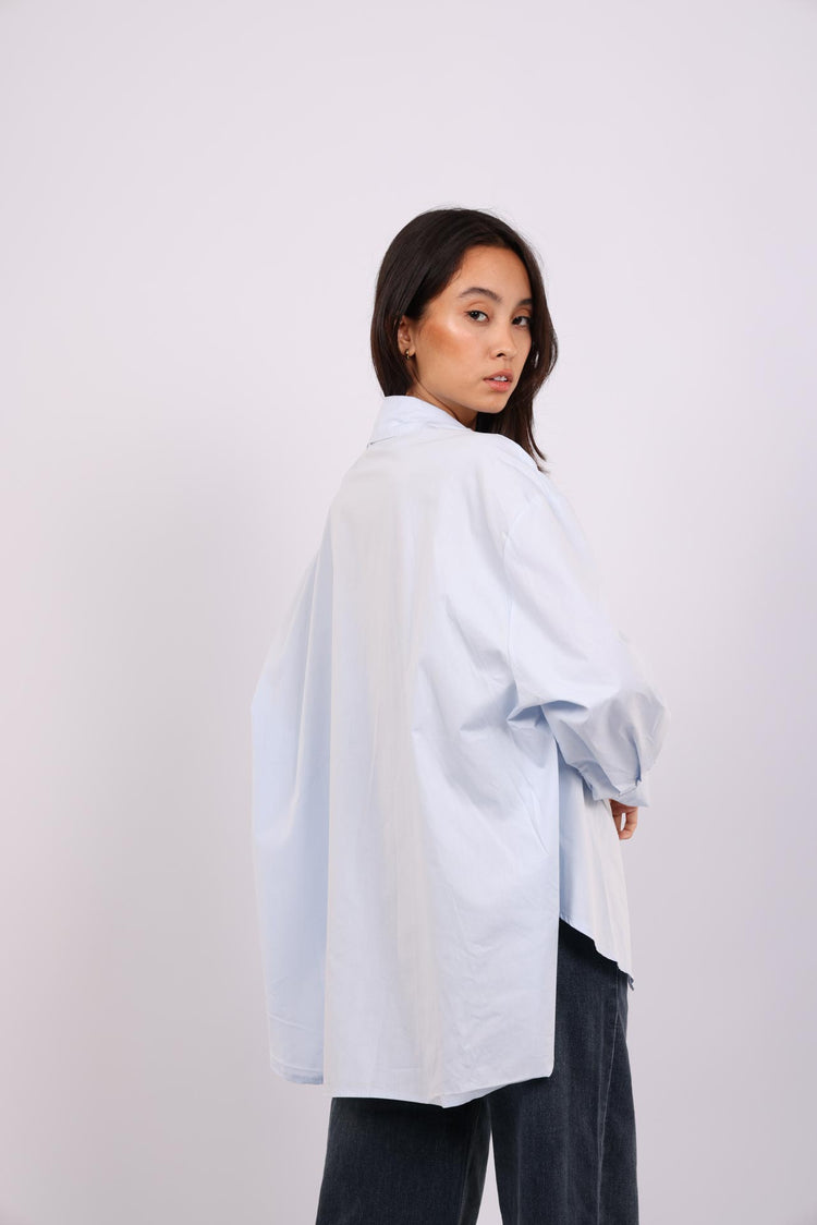OVERSIZED SHIRT