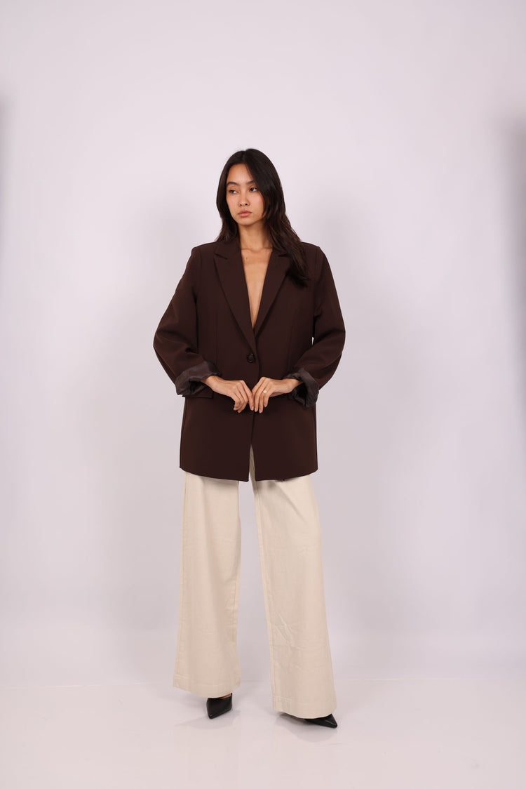 OVERSIZED BLAZER – CLASSIC & MINIMAL