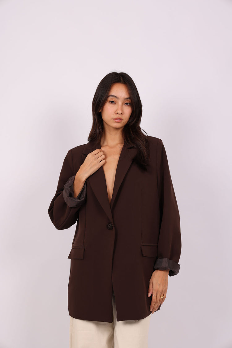 OVERSIZED BLAZER – CLASSIC & MINIMAL