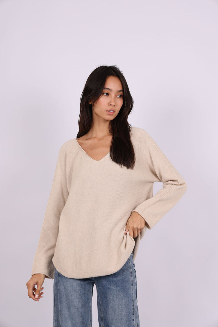 RELAXED V-NECK KNIT SWEATER