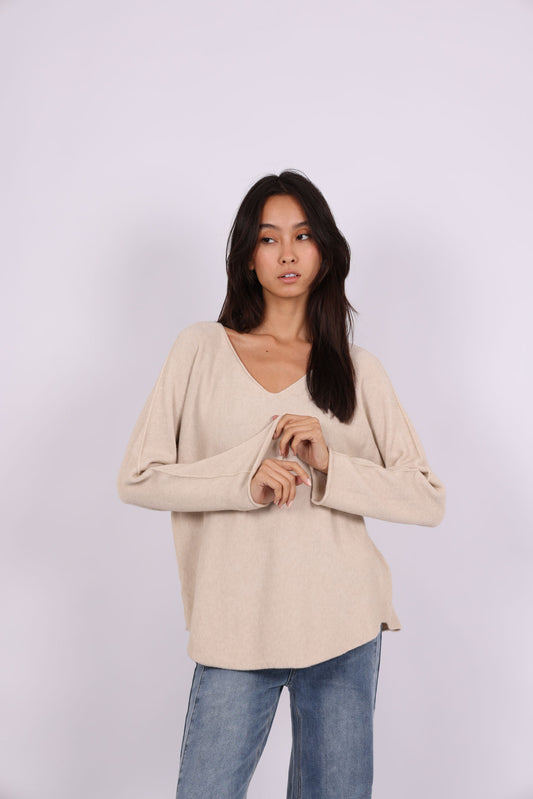 RELAXED V-NECK KNIT SWEATER