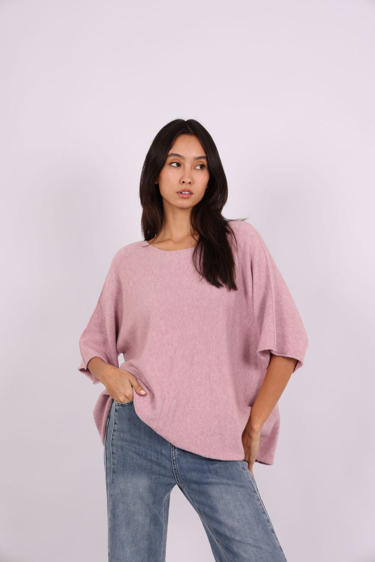 OVERSIZED ROUND-NECK KNIT TOP