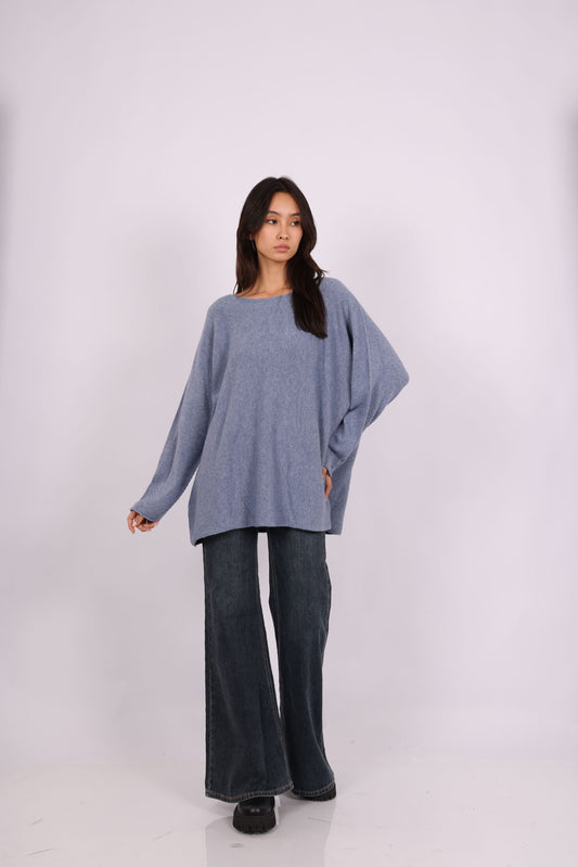 OVERSIZED ROUND-NECK KNIT SWEATER