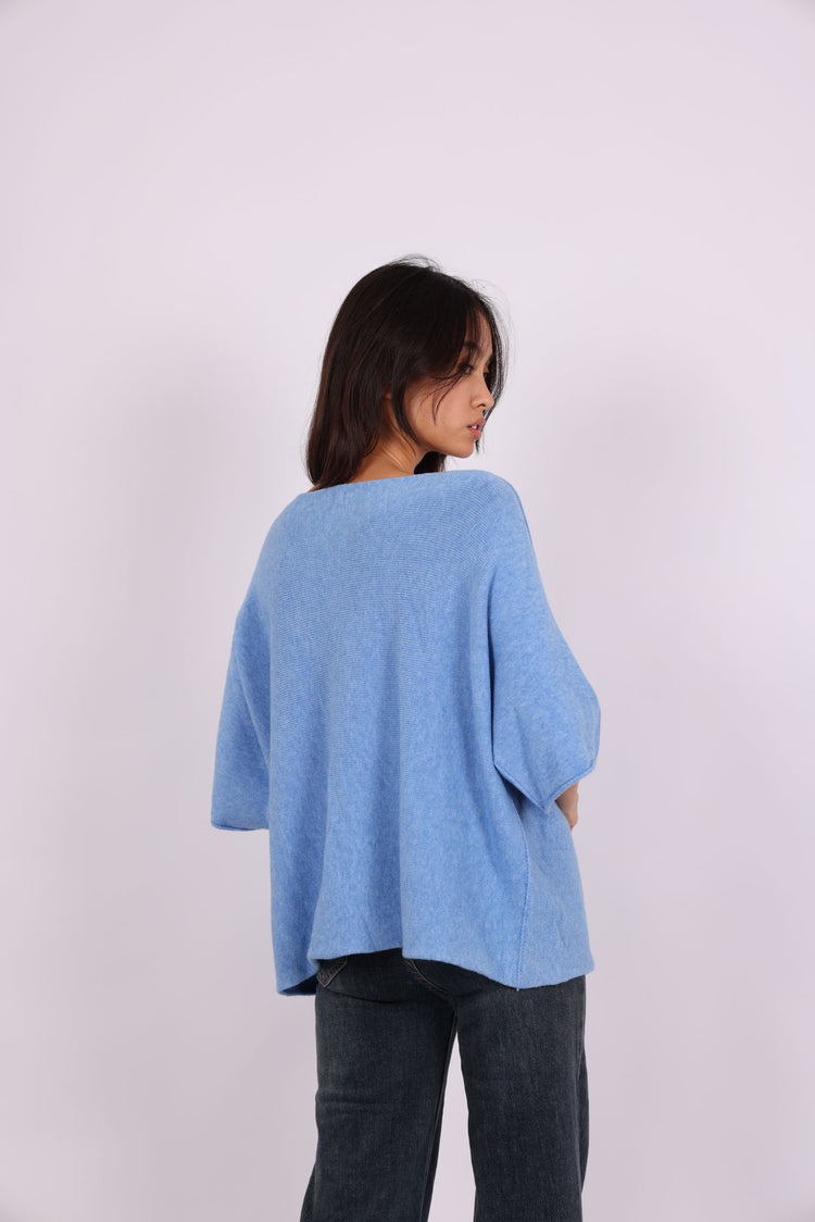 OVERSIZED SHORT-SLEEVE V-NECK KNIT