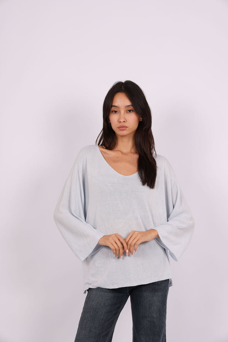 OVERSIZED LIGHTWEIGHT V-NECK KNIT