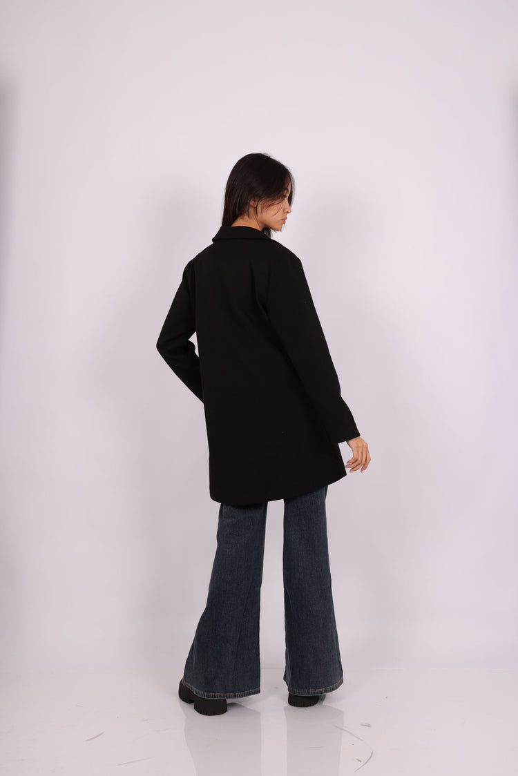 CLASSIC SINGLE-BUTTON WOOL COAT