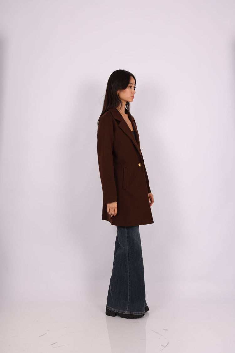 CLASSIC SINGLE-BUTTON WOOL COAT